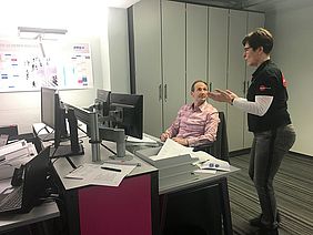 Achtung: Gerade sitzen :-)